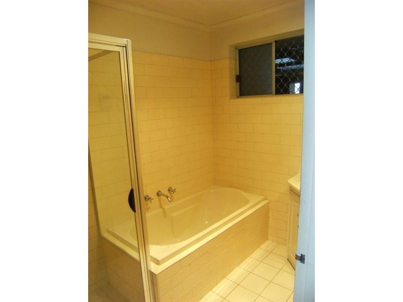 2 Dixie Court, Happy Valley SA 5159