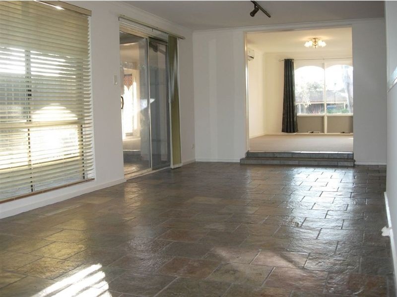 14 Beverley Street, Morphett Vale SA 5162