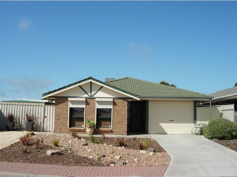 12 Tina Way, Morphett Vale SA 5162