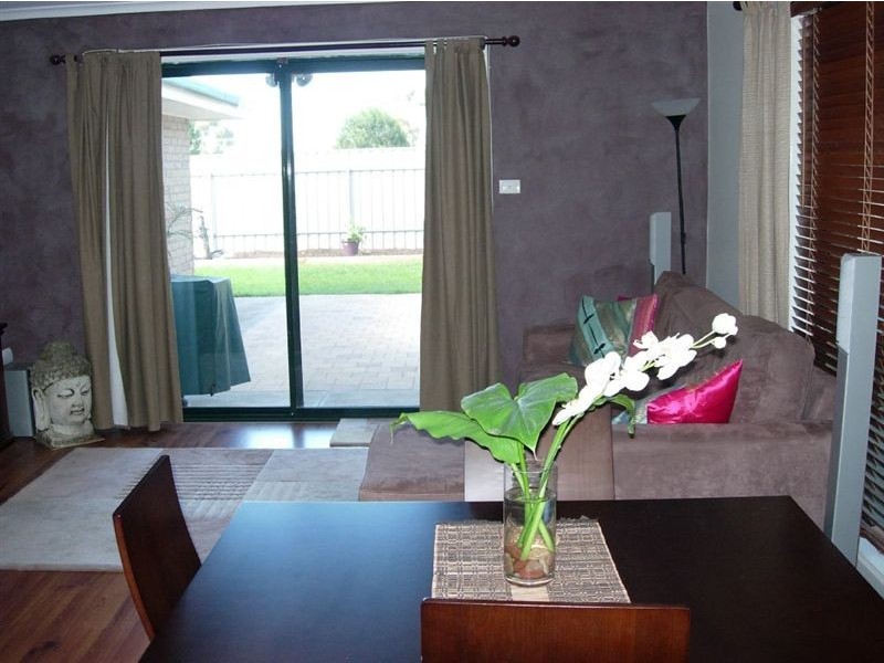 12 Tina Way, Morphett Vale SA 5162