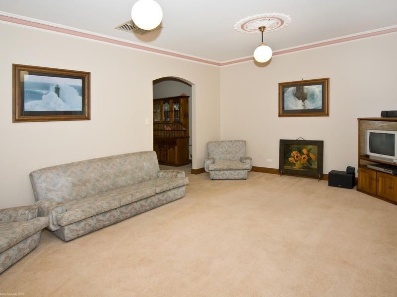 14 Salerno Court, Woodcroft SA 5162