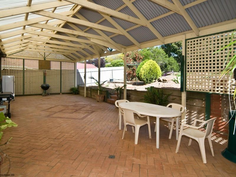 14 Salerno Court, Woodcroft SA 5162