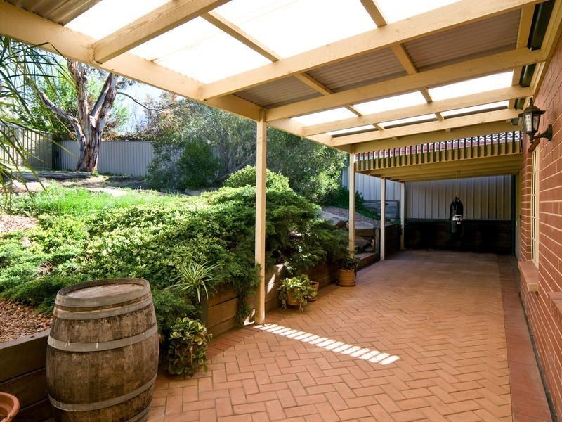14 Salerno Court, Woodcroft SA 5162