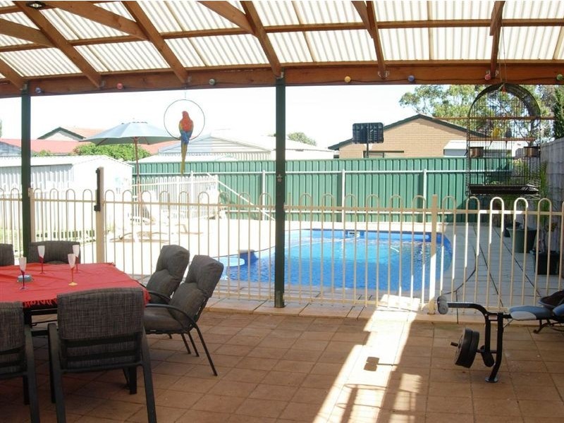 41 Orana Drive, Morphett Vale SA 5162