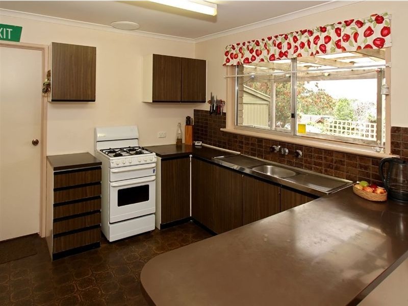 14 Dickerson Crescent, Trott Park SA 5158