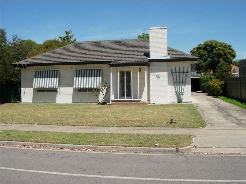 87 Pine Avenue, Glenelg North SA 5045