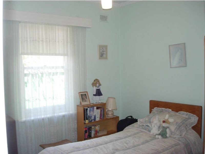 87 Pine Avenue, Glenelg North SA 5045