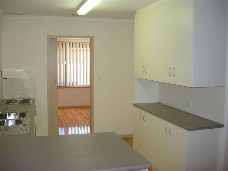 25 Playford Drive, Morphett Vale SA 5162