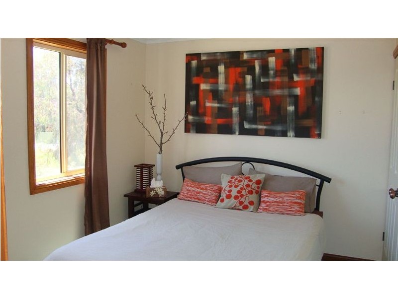 33 Trim Crescent, Old Noarlunga SA 5168