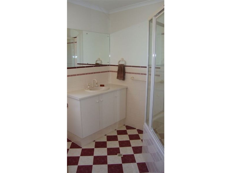 33 Trim Crescent, Old Noarlunga SA 5168