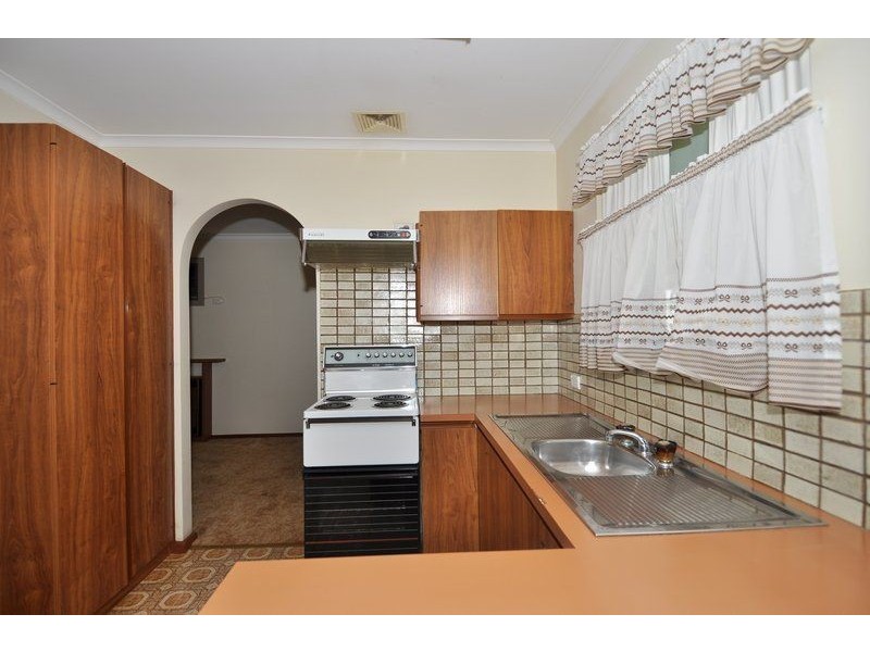 23 Manooka Road, Morphett Vale SA 5162