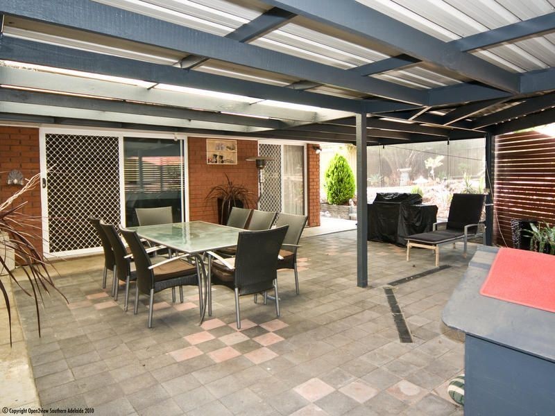 1 Lowell Court, Woodcroft SA 5162