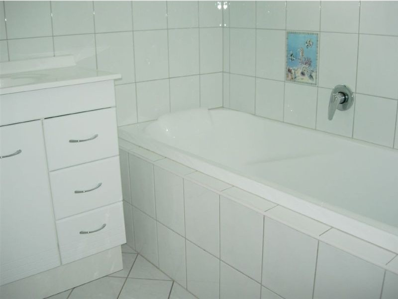 10 Jenner Street, Morphett Vale SA 5162