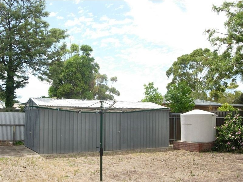 10 Jenner Street, Morphett Vale SA 5162