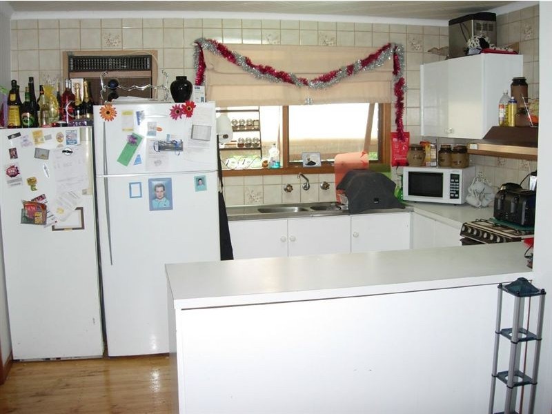 10 Arnhem Crescent, Hackham West SA 5163