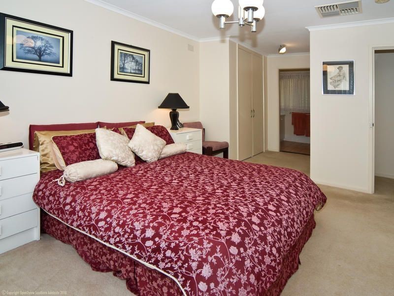 4 James Road, Happy Valley SA 5159