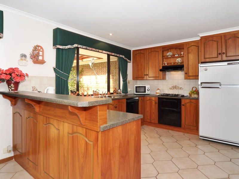 60 Farnsworth Drive, Morphett Vale SA 5162