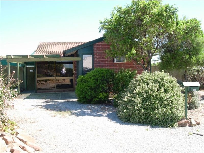 8 Batu Court, Noarlunga Downs SA 5168