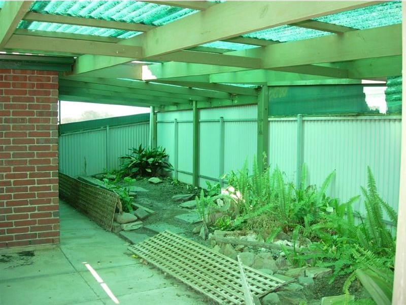 8 Batu Court, Noarlunga Downs SA 5168