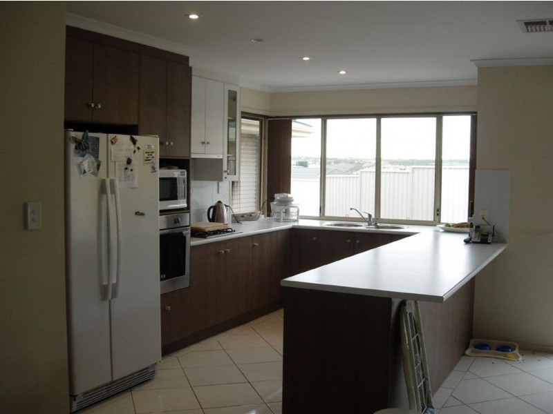 40 Torquay Drive, Seaford Rise SA 5169