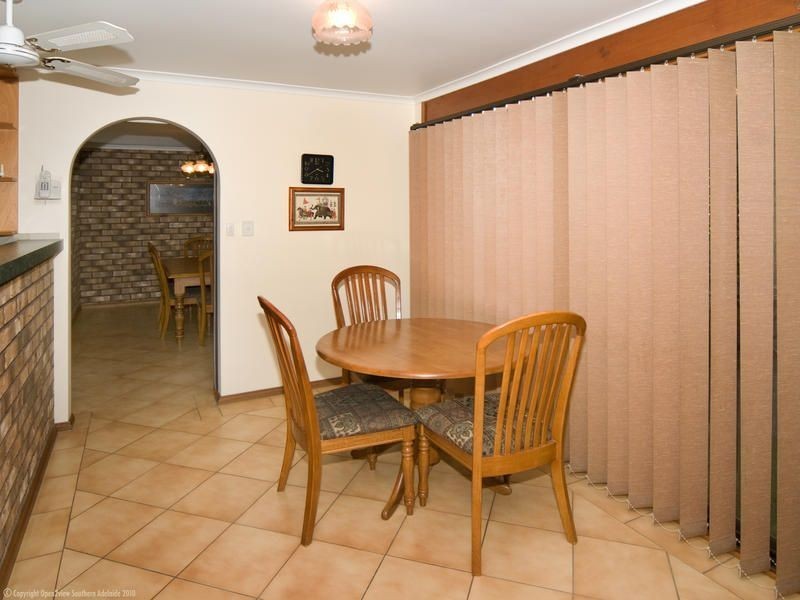 18 Leitch Avenue, Port Noarlunga SA 5167