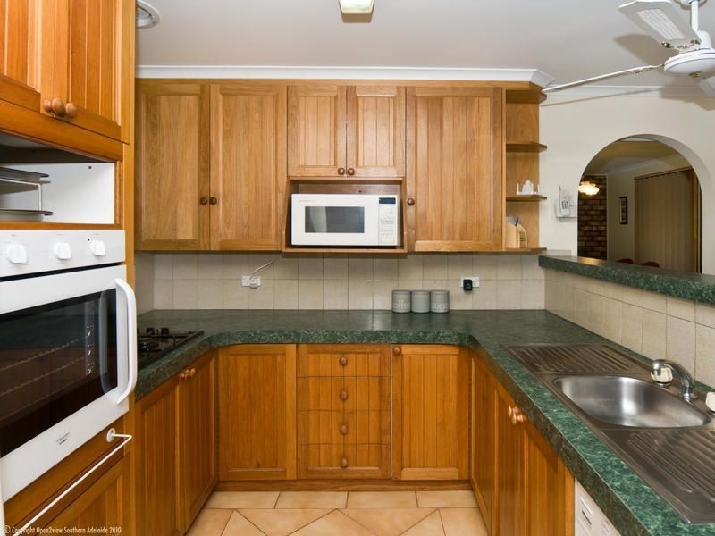 18 Leitch Avenue, Port Noarlunga SA 5167