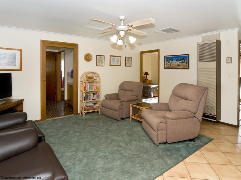 18 Leitch Avenue, Port Noarlunga SA 5167