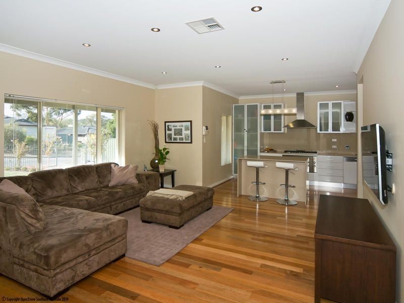 69 Collins Parade, Hackham SA 5163