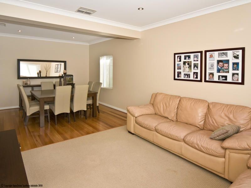 69 Collins Parade, Hackham SA 5163