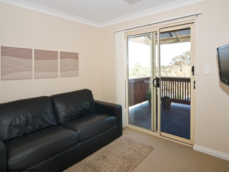 69 Collins Parade, Hackham SA 5163