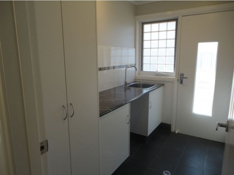 5 Hurley Grove, Hackham SA 5163