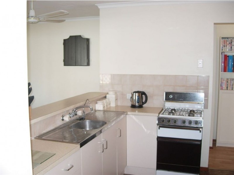 16 Matison Road, Morphett Vale SA 5162