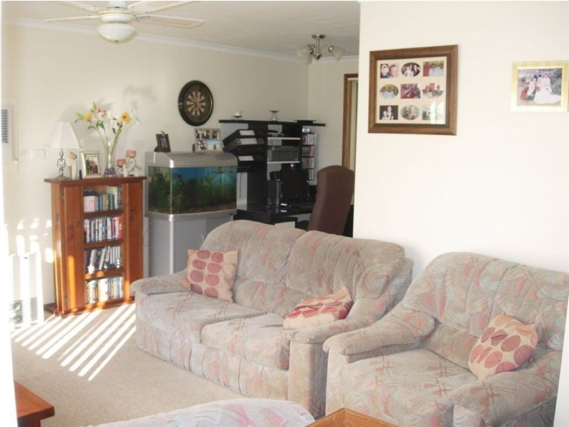 16 Matison Road, Morphett Vale SA 5162