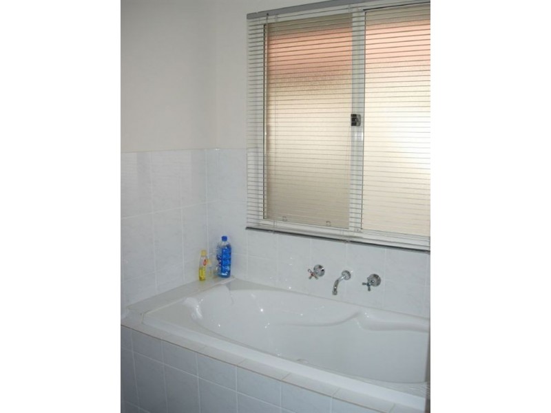 5 Yeltana Avenue, Huntfield Heights SA 5163