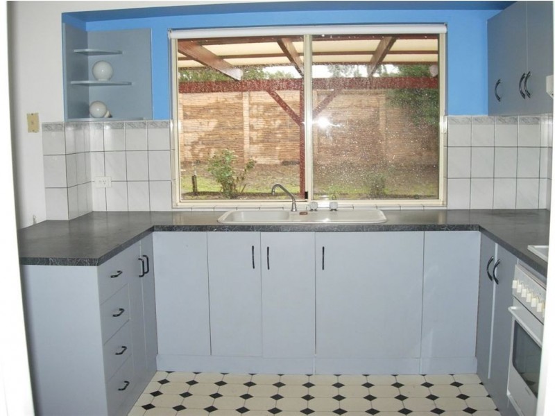 8 Pine View Close, Old Reynella SA 5161