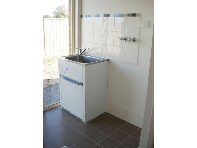 1 Merchant Court, Seaford Meadows SA 5169