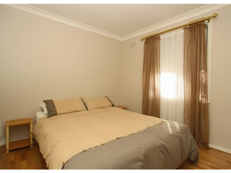 17 Yates Crescent, Morphett Vale SA 5162