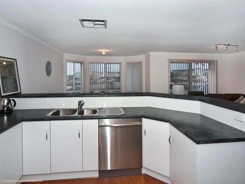 116 Grand Boulevard, Seaford Rise SA 5169