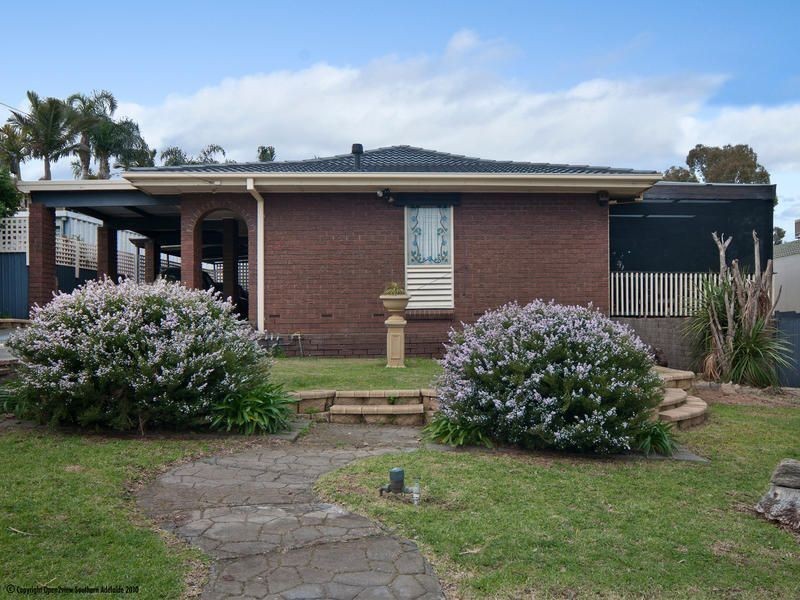 24 Greenloop Crescent, Huntfield Heights SA 5163
