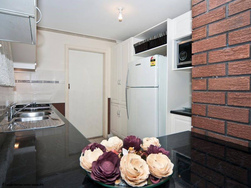 24 Greenloop Crescent, Huntfield Heights SA 5163