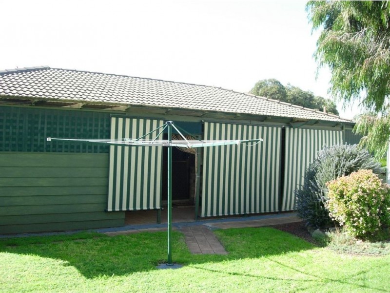 2 Dewar Court, Christie Downs SA 5164