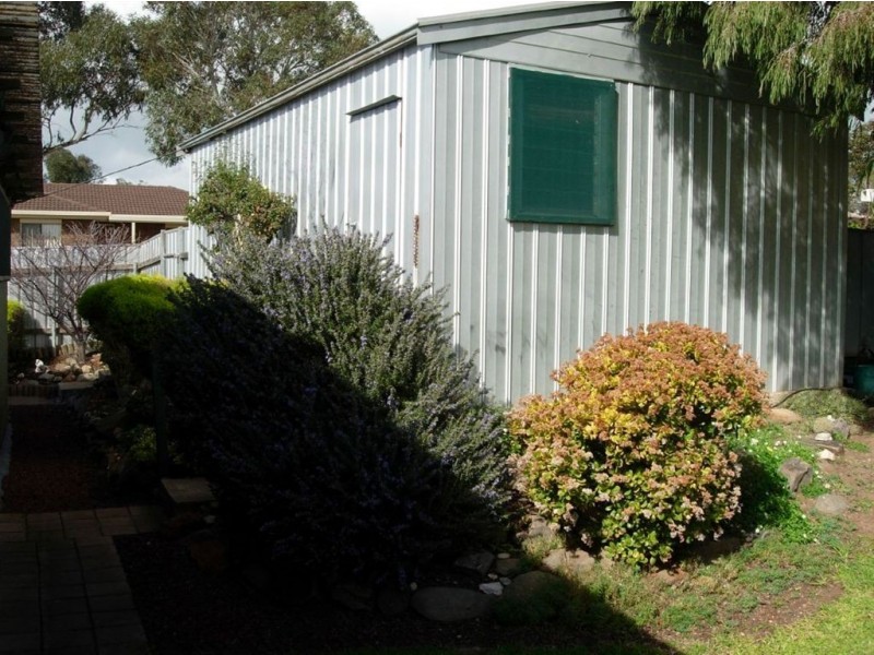 2 Dewar Court, Christie Downs SA 5164