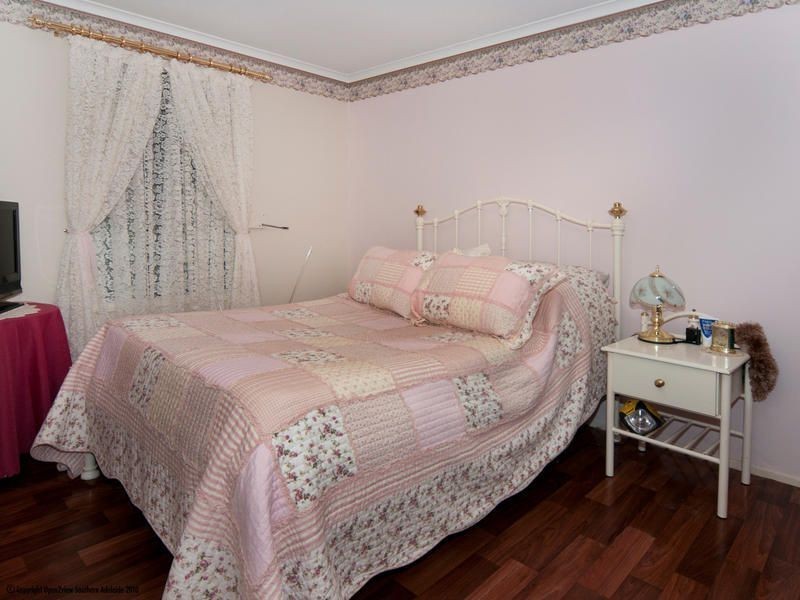 16 Fisher Avenue, Trott Park SA 5158