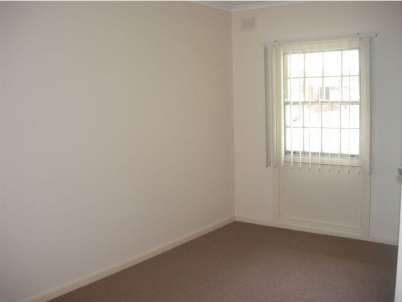 16 Elizabeth Road, Christie Downs SA 5164