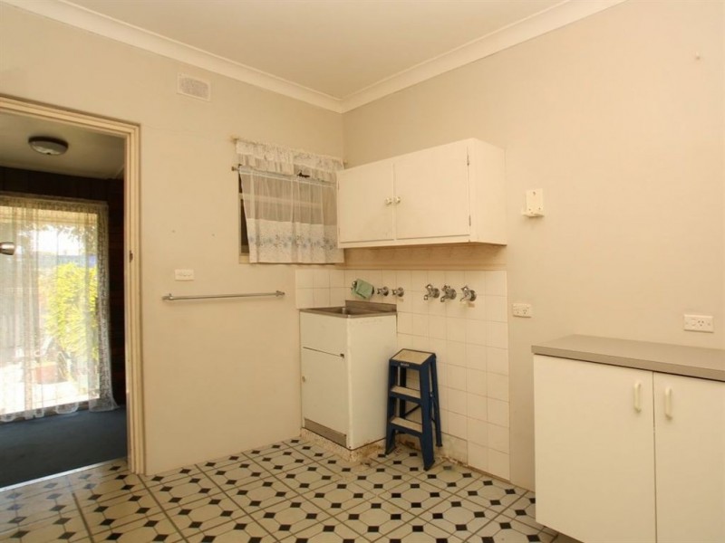 5 Hunt Crescent, Christies Beach SA 5165