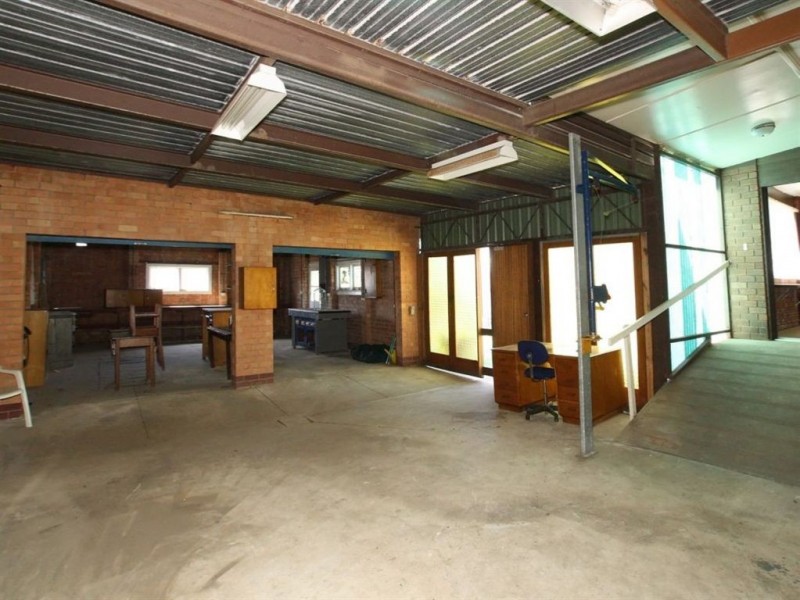 5 Hunt Crescent, Christies Beach SA 5165