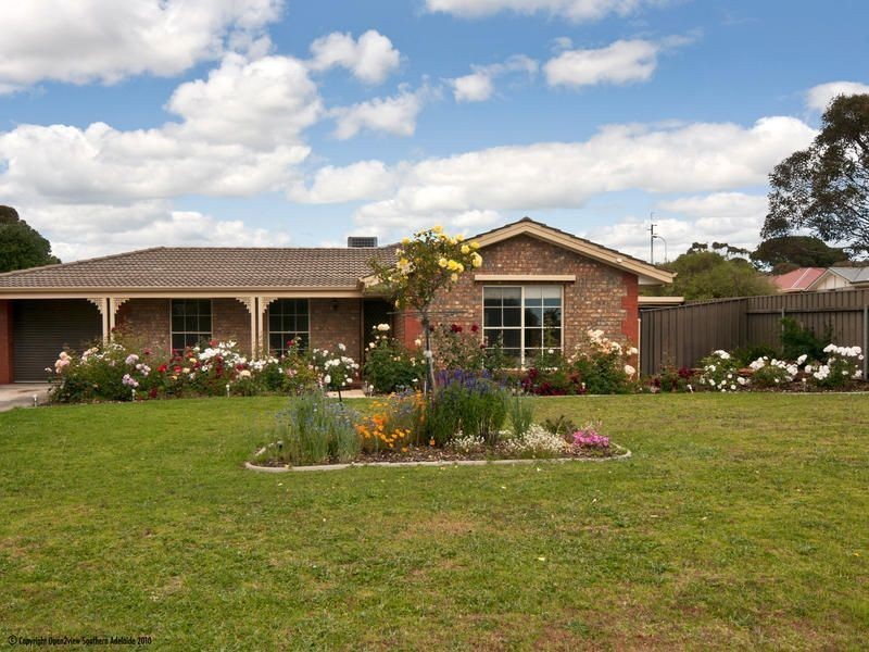 18 Moncur Street, Woodcroft SA 5162