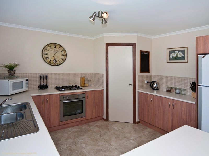 15 Holmes Street, Old Noarlunga SA 5168