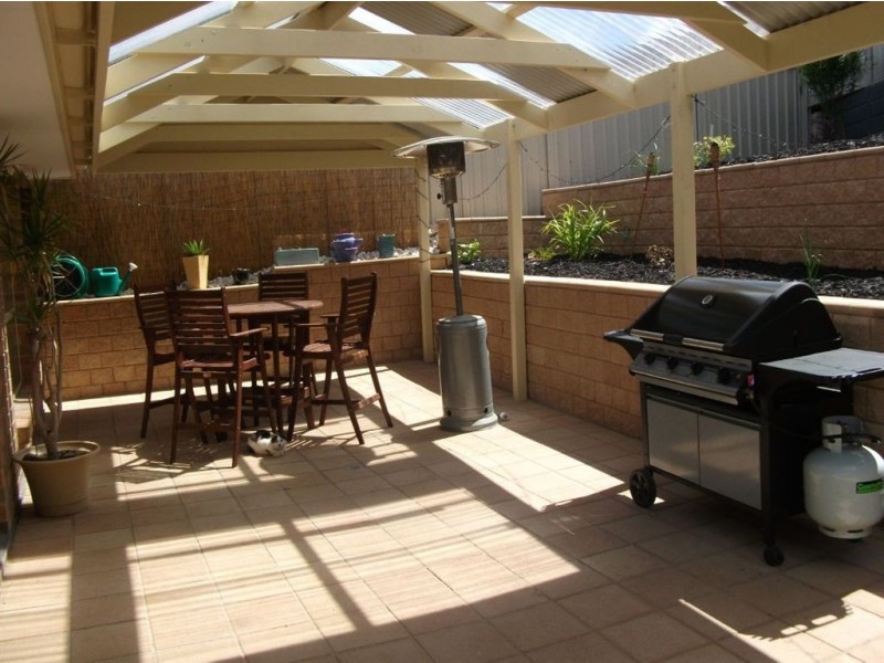 9 Yeltana Avenue, Huntfield Heights SA 5163