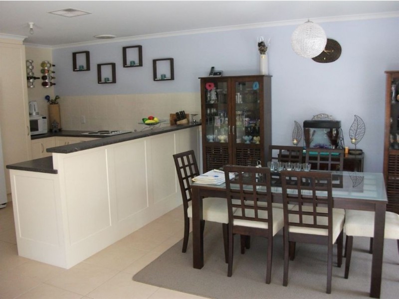 9 Yeltana Avenue, Huntfield Heights SA 5163